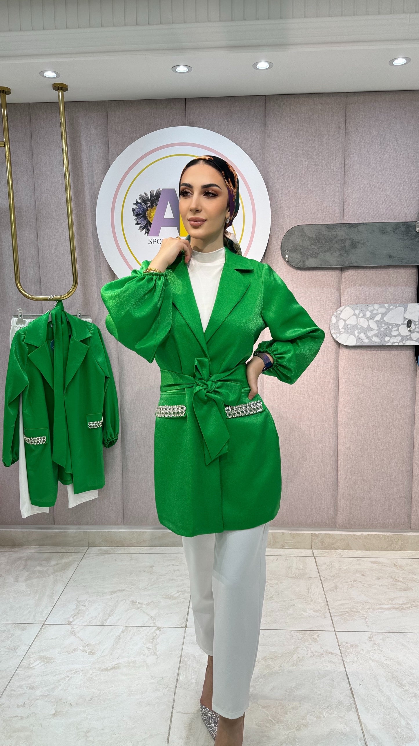 Full Set Blazer With Pants - Green color