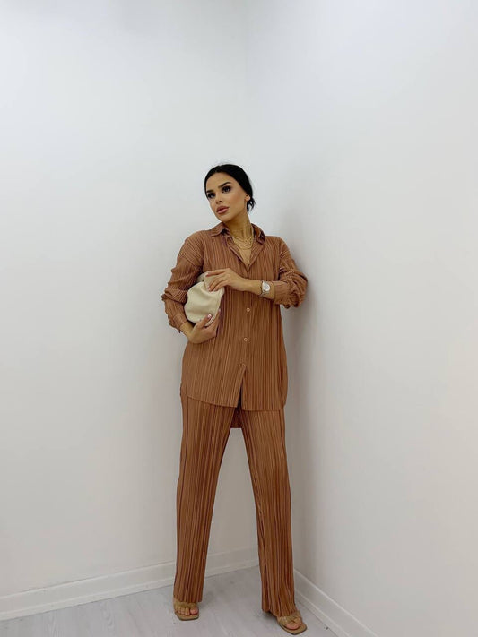 Summer Suit Set: Buttoned Tunic + Pants