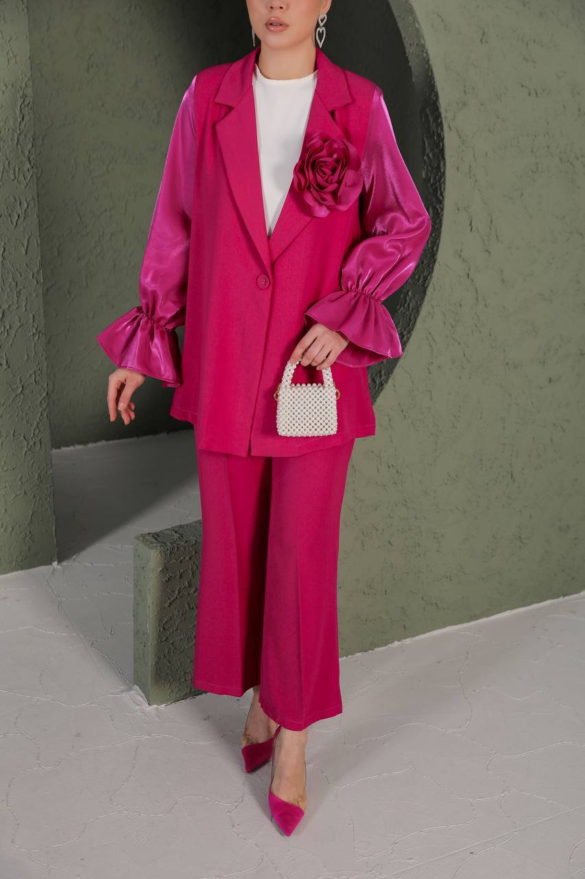 Pink Set : Blazer & Pants With Trendy Flower Brooch